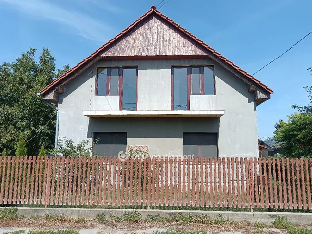 Eladó ház Debrecen, Epreskert 218 nm