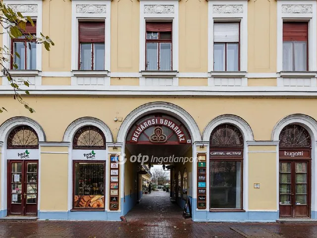 Kiadó kereskedelmi és ipari ingatlan Debrecen, Belváros 294 nm