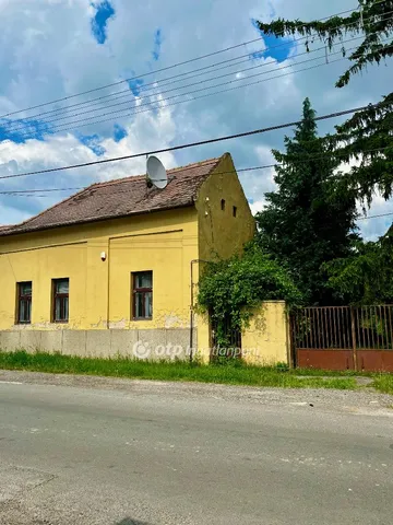 Eladó ház Pécs, Zengő utca 75 152 nm