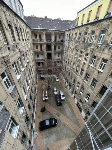 Eladó lakás Budapest IX. kerület, Belső Ferencváros, Üllői út 76 nm