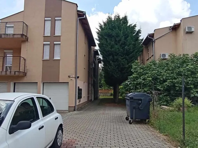 Eladó lakás Pécs, Egyetemváros 40 nm
