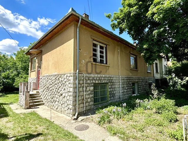 Eladó lakás Dombóvár 80 nm