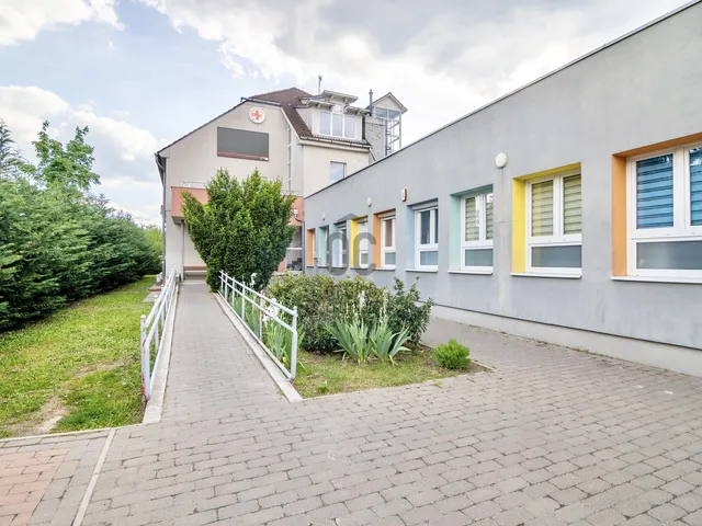 Eladó kereskedelmi és ipari ingatlan Budapest XVIII. kerület, Ganztelep 550 nm