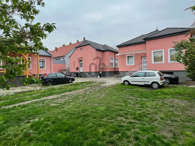 Eladó kereskedelmi és ipari ingatlan Győr, Nádorváros 275 nm