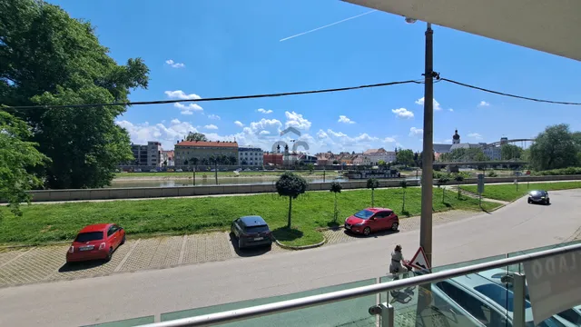Eladó lakás Győr, Révfalu 78 nm
