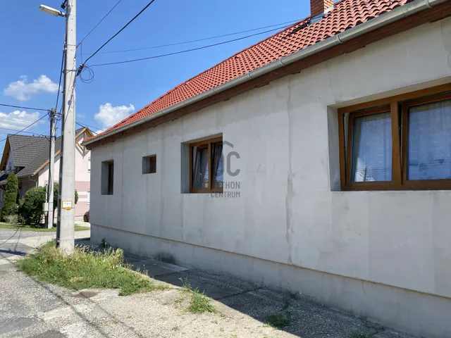 Eladó ház Győr 180 nm