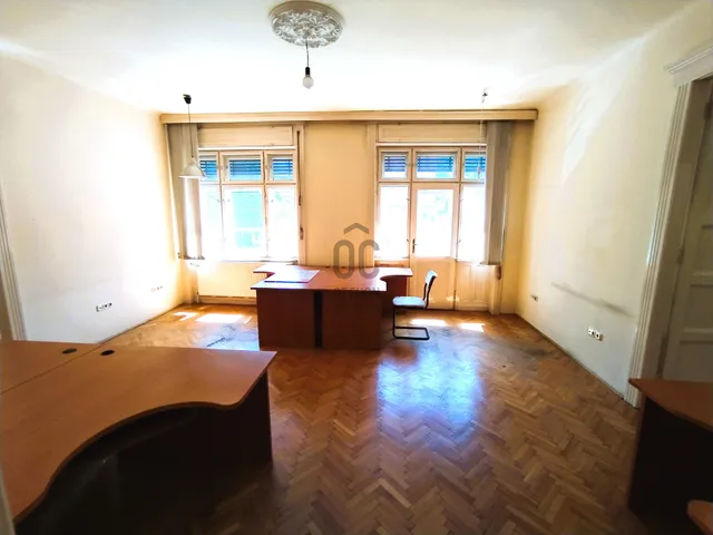 Eladó lakás Budapest I. kerület, Naphegy 203 nm