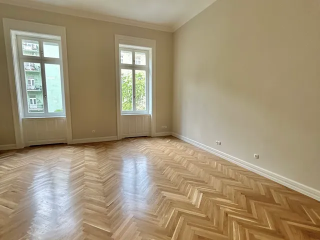 Eladó lakás Budapest V. kerület 111 nm
