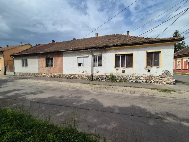 Eladó lakás Miskolc, Győri kapu 42 nm