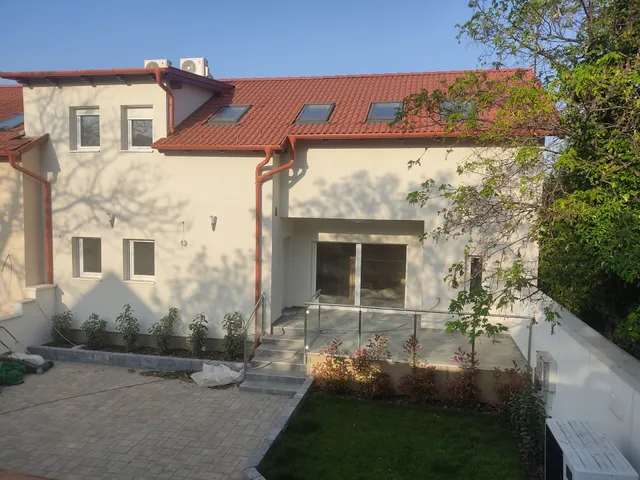 Eladó új építésű lakópark Budaörs