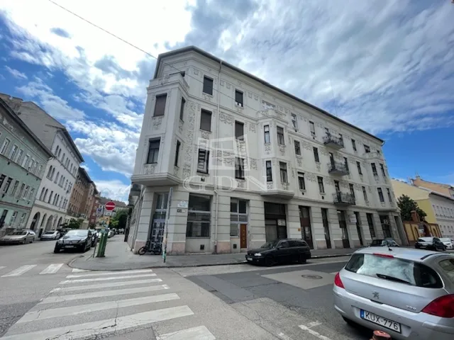 Eladó lakás Budapest VIII. kerület 93 nm