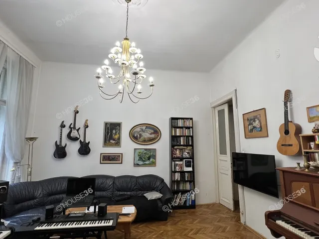 Eladó lakás Budapest VI. kerület 80 nm