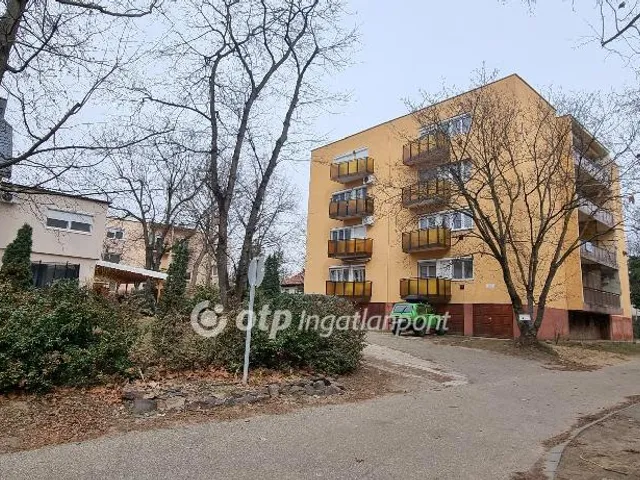 Eladó lakás Debrecen, Egyetemváros 74 nm