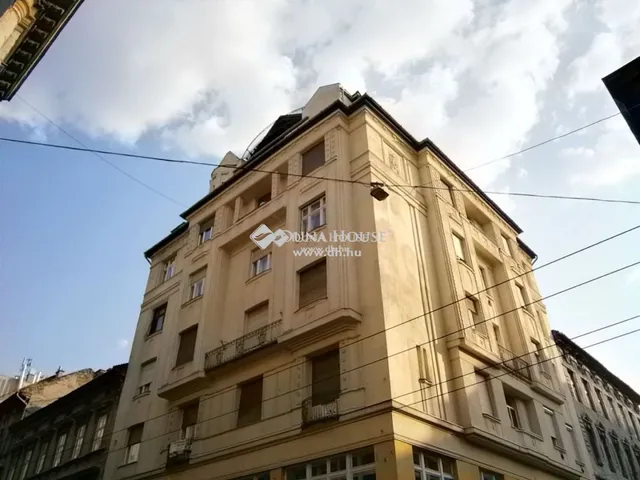 Eladó lakás Budapest VI. kerület, Nagykörúton belüli terület 66 nm