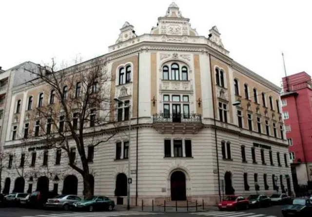 Kiadó kereskedelmi és ipari ingatlan Budapest V. kerület, Honvéd u.