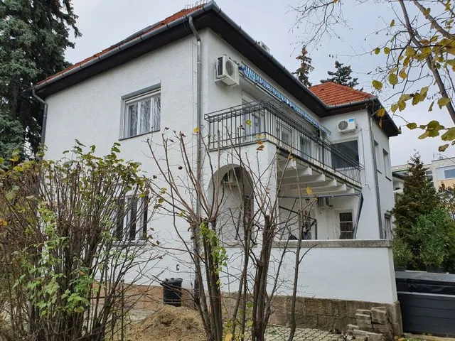 Eladó ház Budapest II. kerület 360 nm