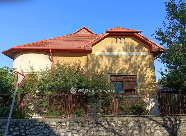Miskolc eladó családi ház 3 szobás: 79,9 millió Ft