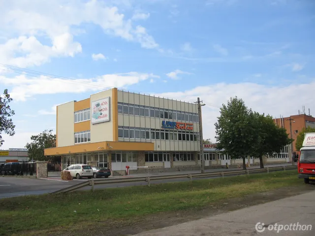Eladó kereskedelmi és ipari ingatlan Debrecen 1600 nm