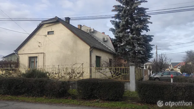Eladó ház Győr, Szabadhegy 75 nm