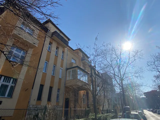 Eladó lakás Budapest XI. kerület, Feneketlen tó 37 nm