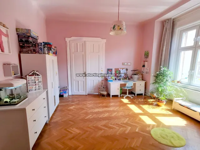 Eladó lakás Budapest VIII. kerület, Népszínház utca 100 nm
