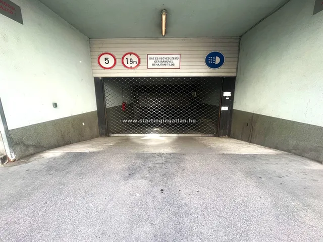 Eladó garázs Budapest XV. kerület, Rákospalota 11 nm