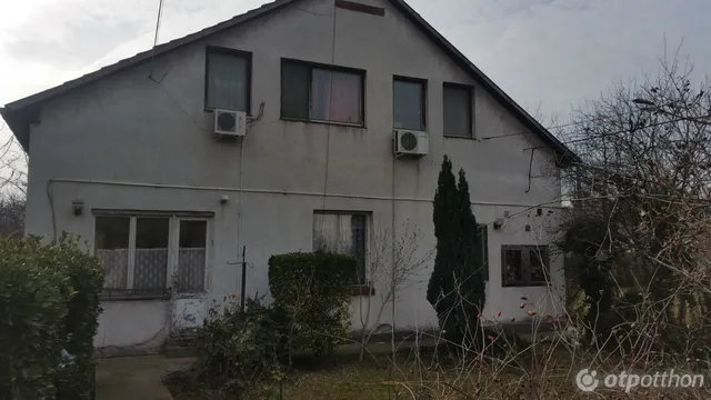 Eladó ház Budapest XV. kerület, Rákospalota 180 nm