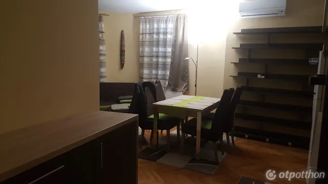Eladó lakás Pécs, Ispitaalja 55 nm
