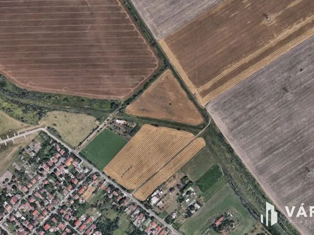 Eladó mezőgazdasági ingatlan Szeged, Béketelep 18384 nm