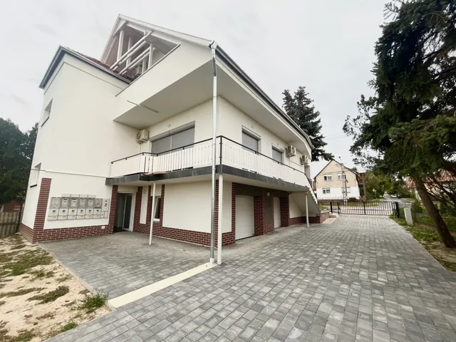 Pécs eladó házrész 1 szobás: 43 millió Ft