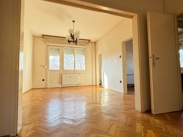 Eladó lakás Budapest IX. kerület, Üllői út 70 nm