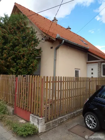 Eladó ház Pécs, Újhegy 140 nm