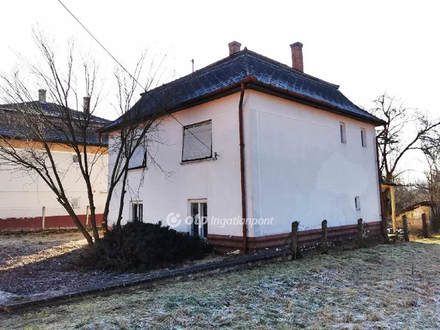 Karancskeszi eladó családi ház 4 szobás: 13,6 millió Ft