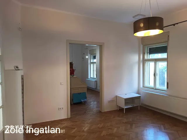 Eladó lakás Pécs, Belváros 75 nm