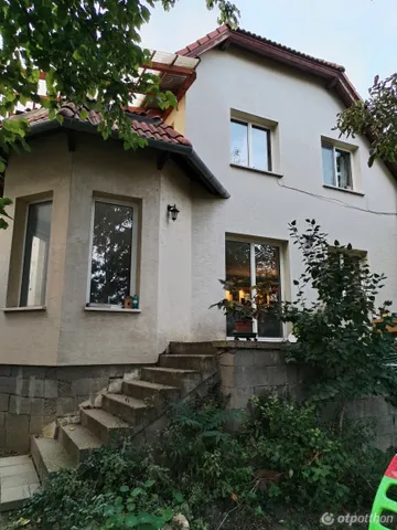 Eladó ház Pilisvörösvár, Dobó István 240 nm