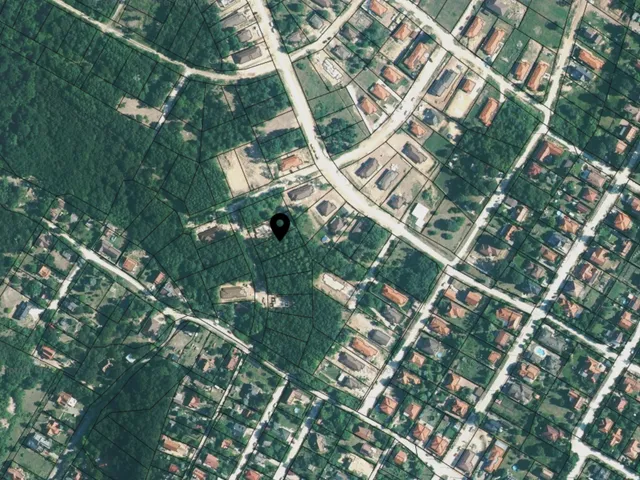 Eladó telek Pilisjászfalu, Somlyó völgyi lakópark, Boglárka utca 11. 819 nm