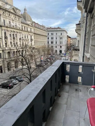 Eladó lakás Budapest V. kerület, Belváros, Báthory utca 150 nm