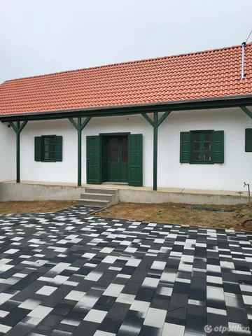 Eladó ház Birján, Rákóczi Ferenc utca 4 110 nm