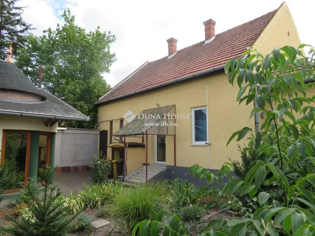 Eladó ház Szeged, Móraváros 150 nm