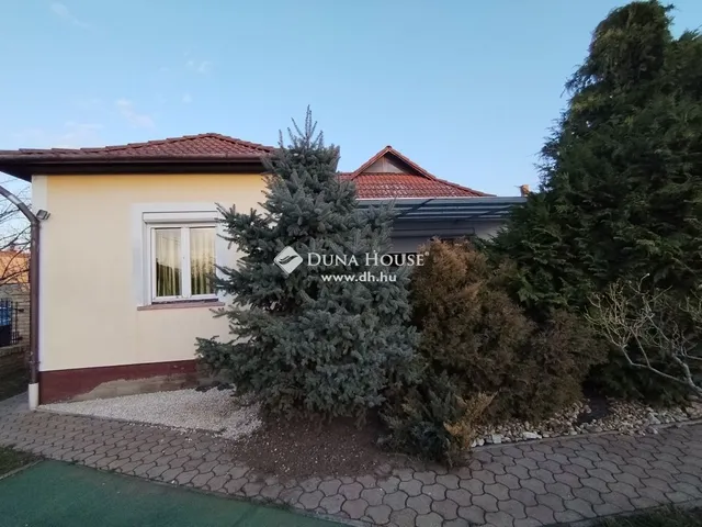 Eladó ház Szeged, Kiskundorozsma 128 nm