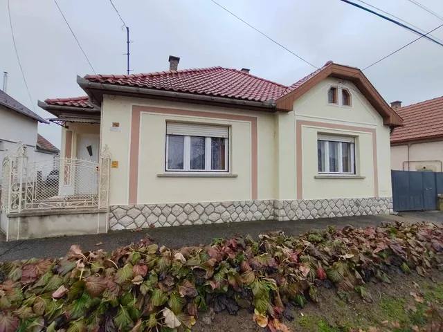 Eladó ház Dombóvár 110 nm