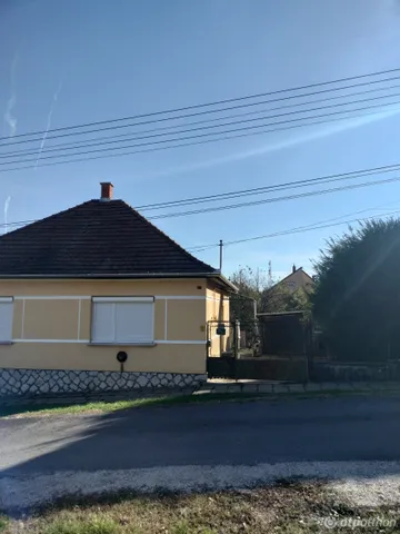 Eladó ház Dombóvár, Dombó Pál utca 85 nm