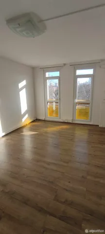 Eladó lakás Pécs, Kertváros 35 nm