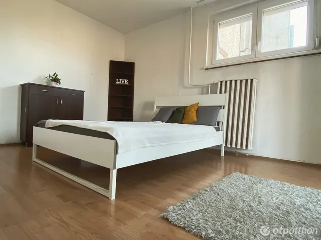 Eladó lakás Budapest XVII. kerület, Újlak utca 37 nm
