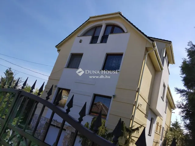 Eladó ház Budapest XXII. kerület, Budafok 450 nm