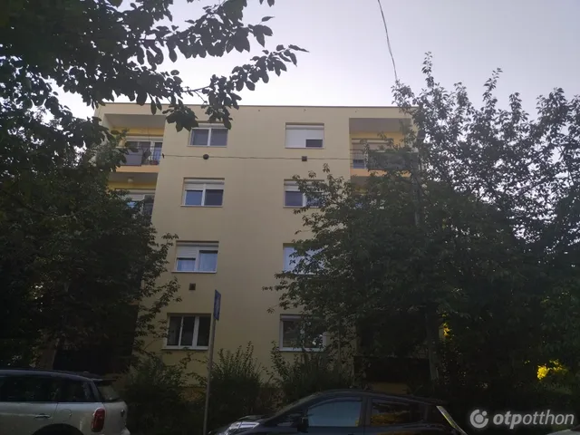 Eladó lakás Veszprém, Egry József utcai lakótelep 59 nm