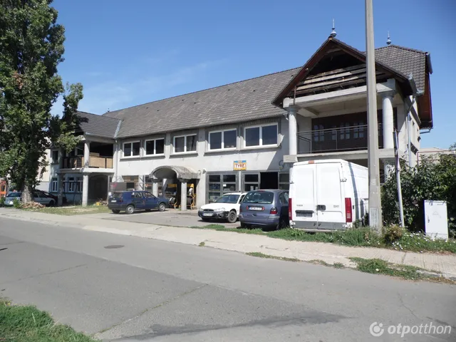 Eladó ház Pécs, Kovácstelep 550 nm