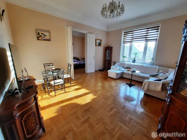 Eladó lakás Budapest VIII. kerület, Józsefváros 109 nm