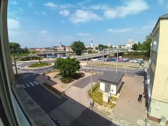 Eladó lakás Győr, Belváros 86 nm
