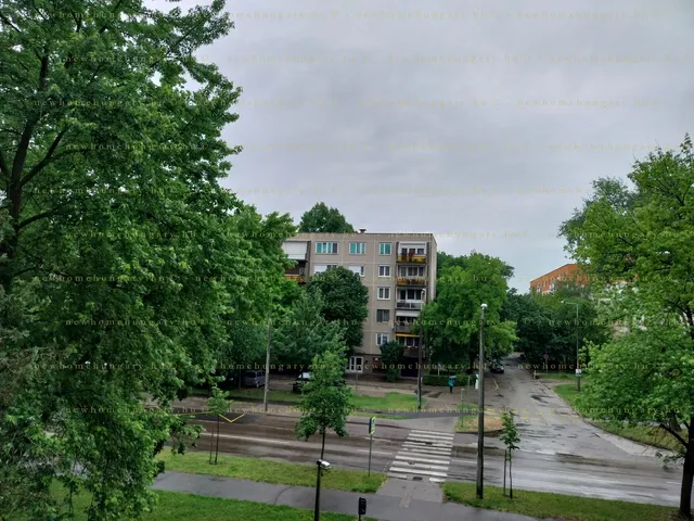 Eladó lakás Kecskemét, Széchenyiváros 54 nm